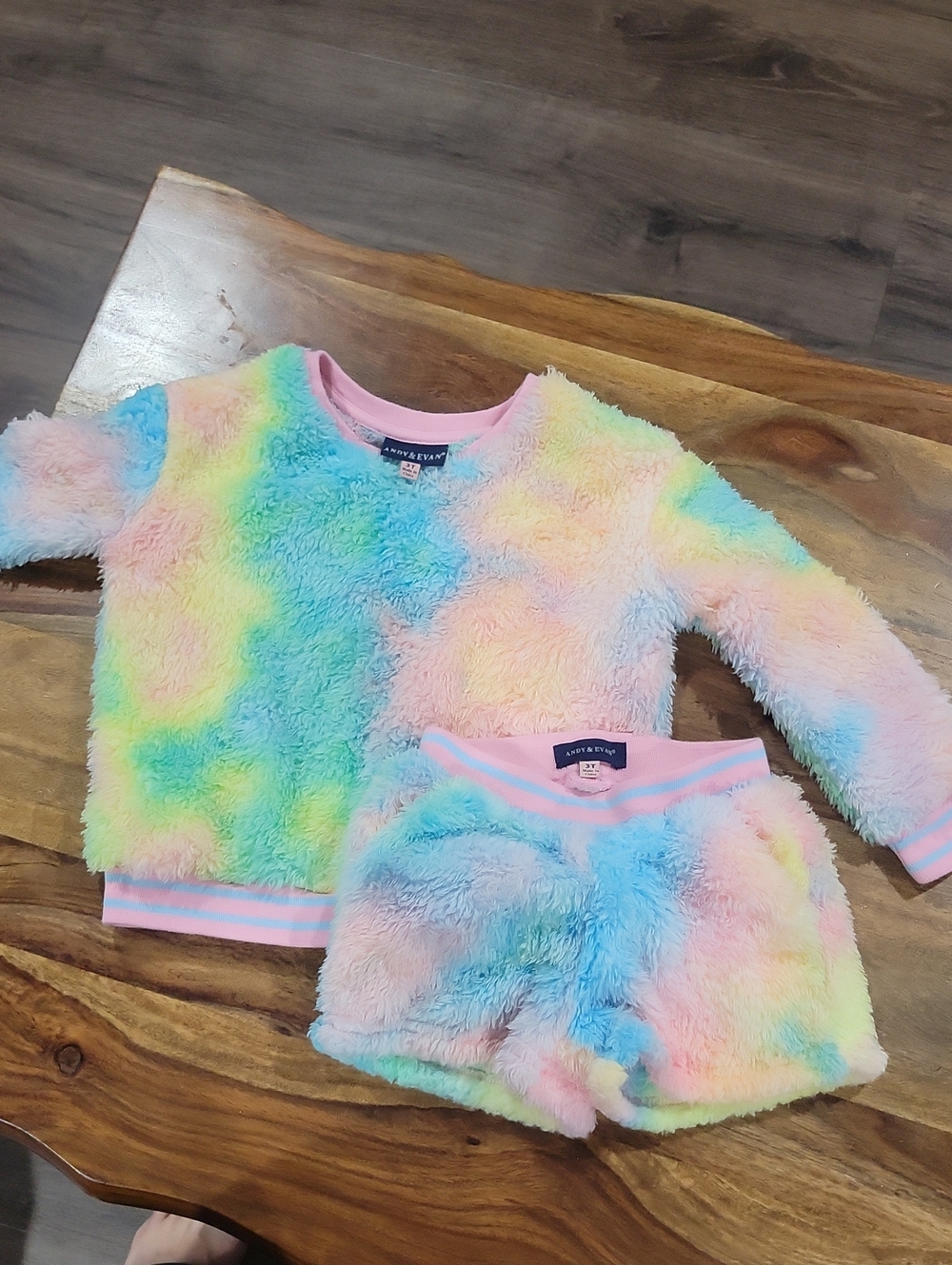 Andy & Evan Pastel Tie-Dye Plush Pajama Set - Pink, Blue, Yellow, Mint